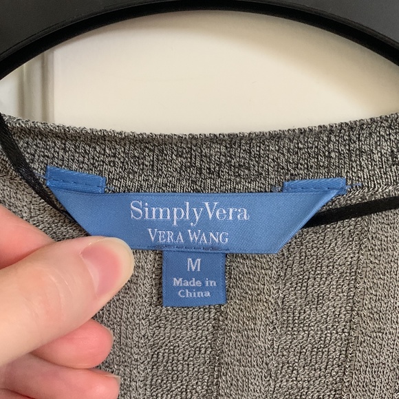 NWT Vera Wang Cardigan - Picture 2 of 6